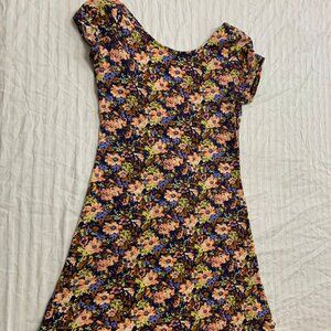 🦜 FOREVER 21 WOMENS DRESS SIZE S 🦜
